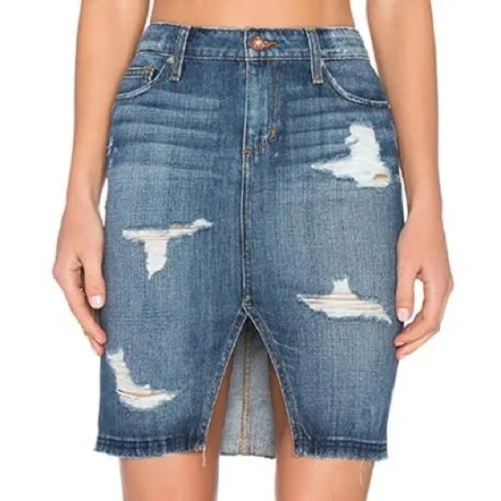 *JOE’S JEANS* Med Wash Kumi Distressed Denim Pencil Skirt Size 29